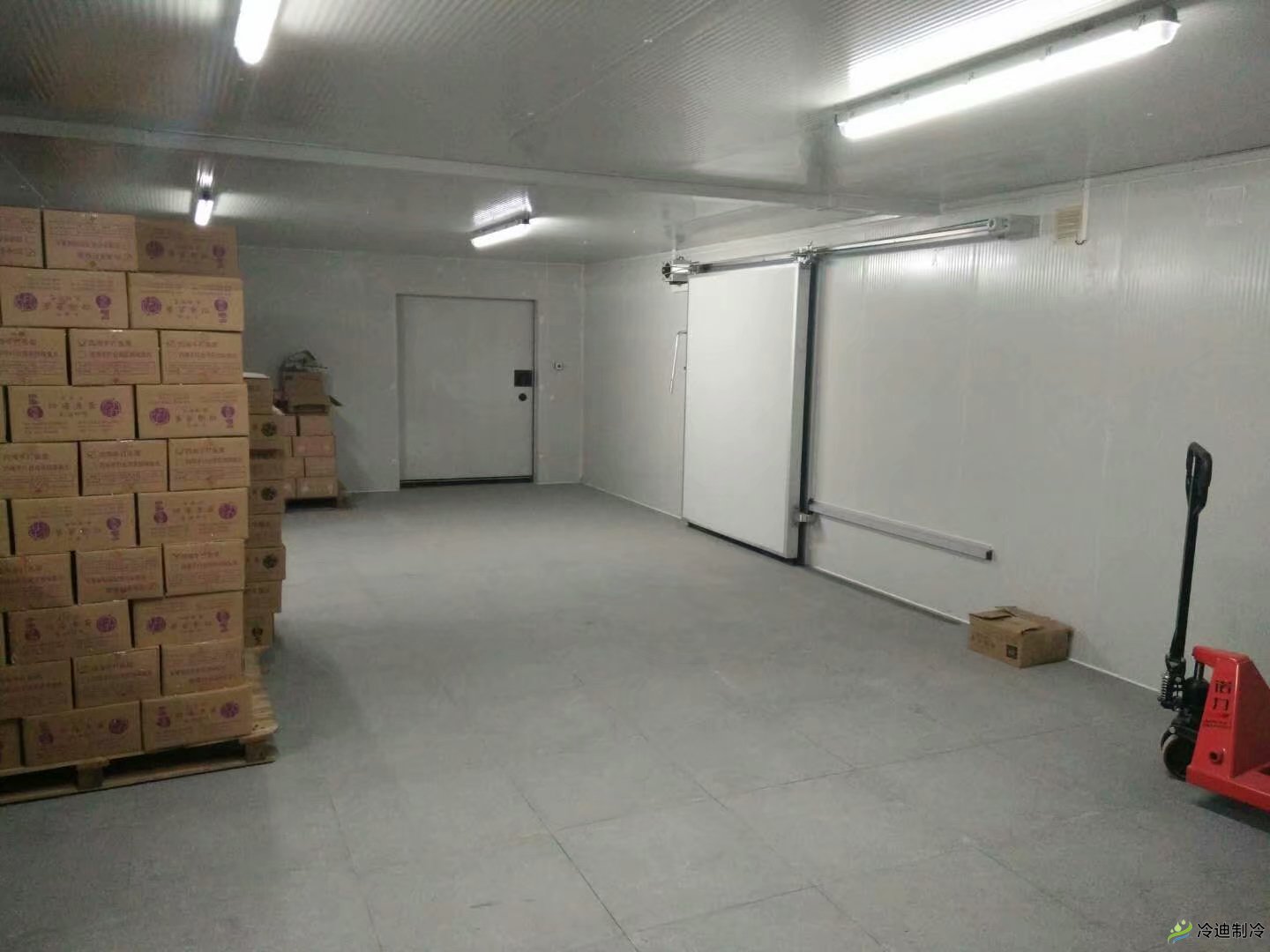 小型冷庫(kù)安裝設(shè)計(jì)要點(diǎn)(圖1) 小型冷庫(kù)安裝設(shè)計(jì)要點(diǎn)(圖1)