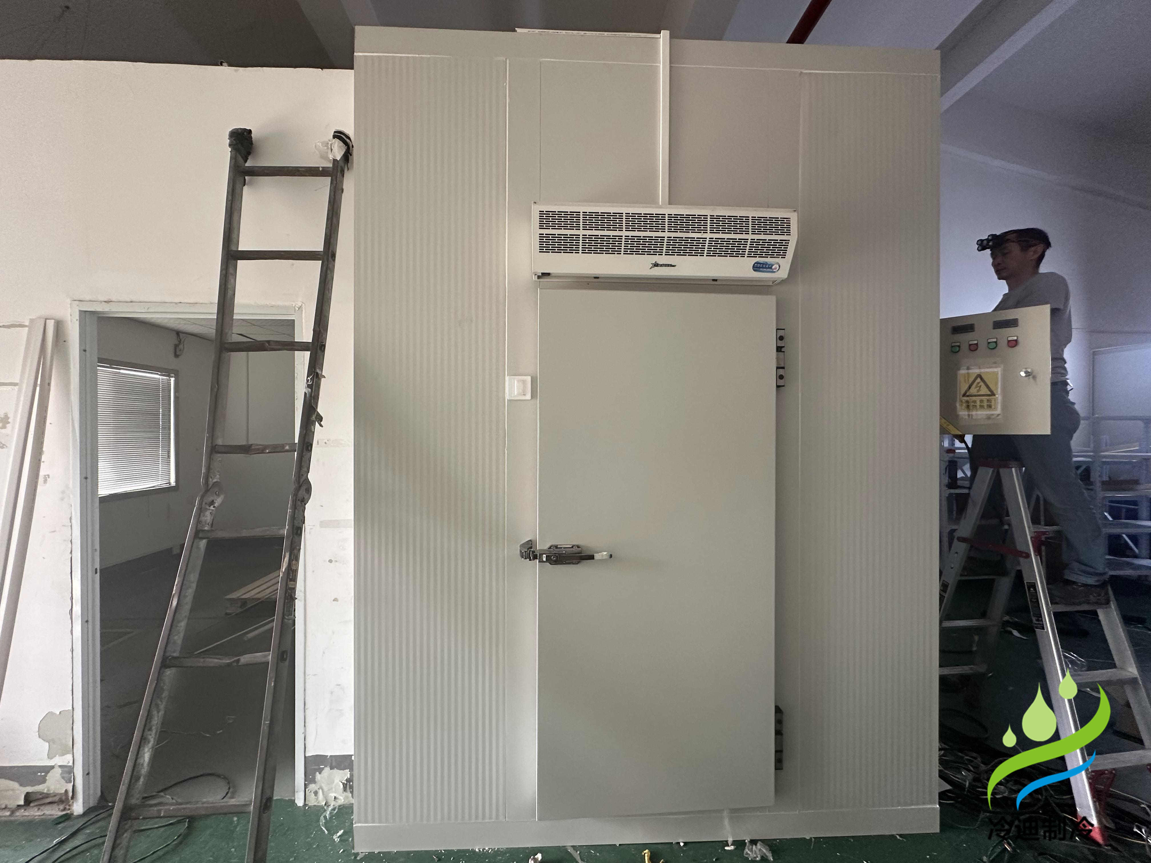 小型醫(yī)藥冷庫(kù)多少錢(qián)？2025年合規(guī)建造價(jià)格對(duì)照表